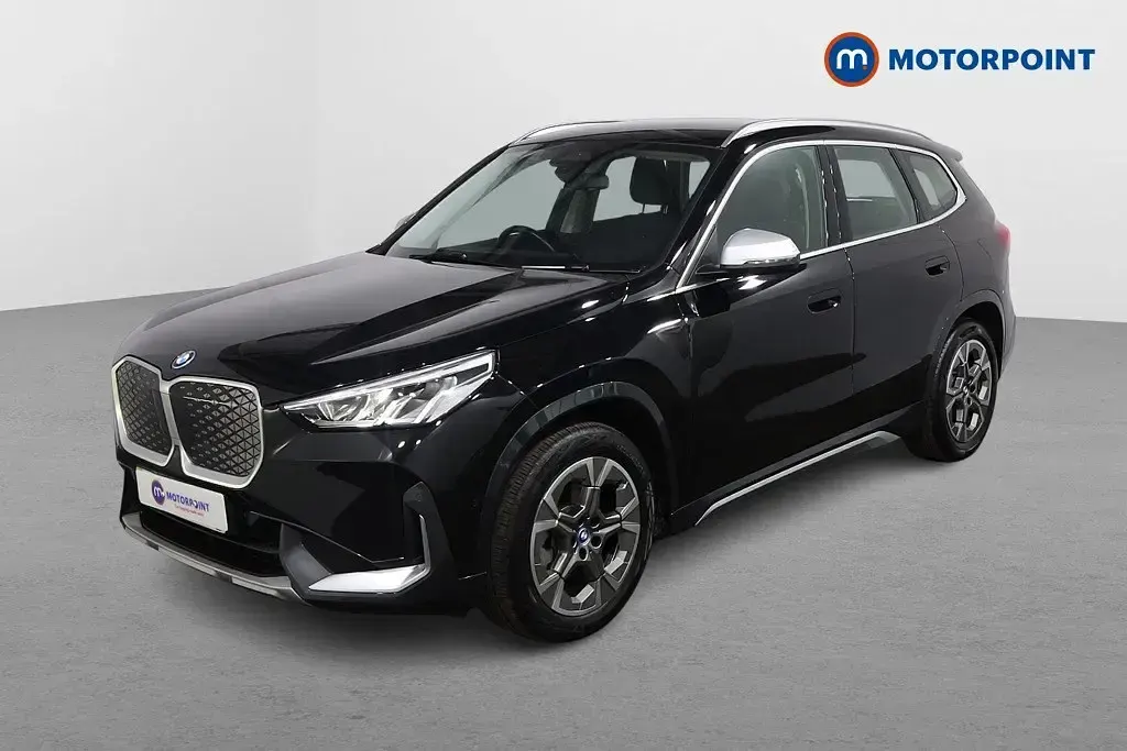 Begagnad BMW iX1 xLine 150 kW (204 HK) 2024 Svart SUV