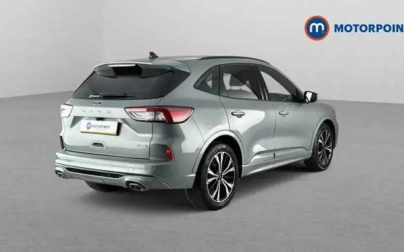 Used Ford Kuga ST-Line X 190 HP (139 kW) 2023 Silver SUV