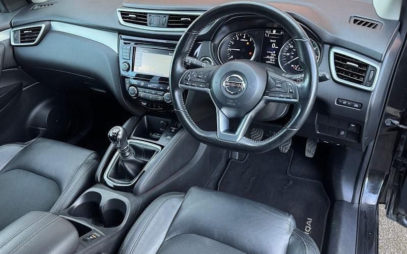 Used Nissan Qashqai Tekna 116 HP (85 kW) 2018 Black SUV