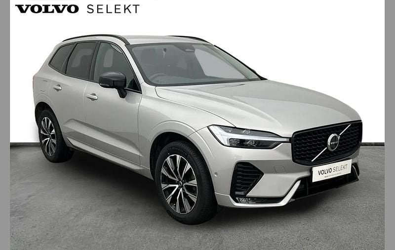 Used Volvo XC60 Plus 247 HP (181 kW) 2025 Silver SUV