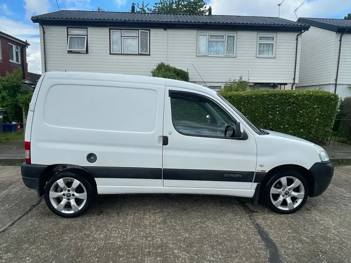 Used Citroën Berlingo 2007 White MPV