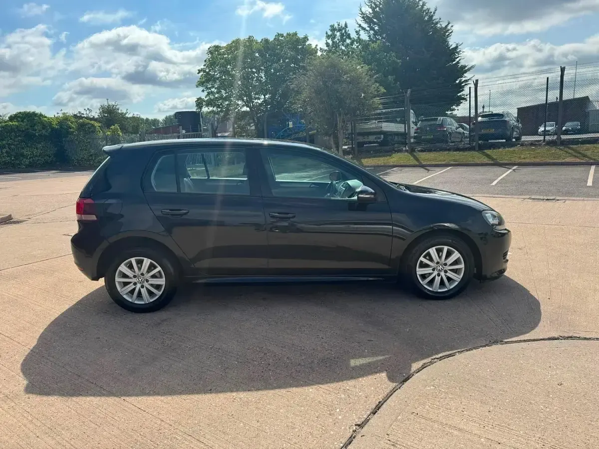 Used VW Golf VI S 105 HP (77 kW) 2010 Black Hatchback