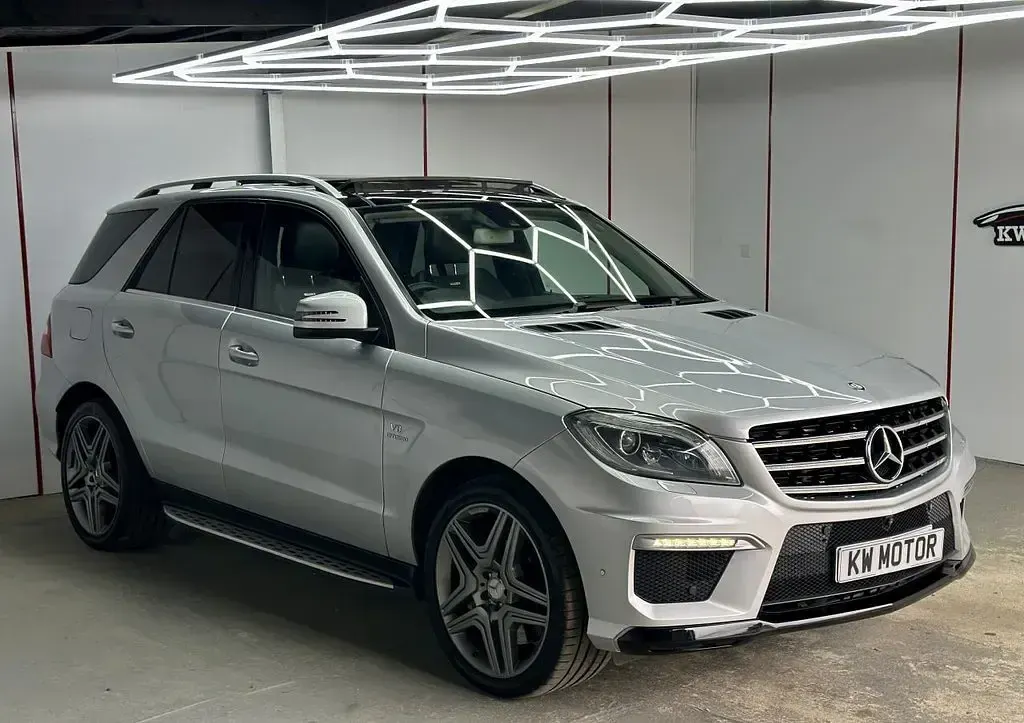 Used Mercedes ML63 AMG AMG 525 HP (386 kW) 2013 Silver SUV