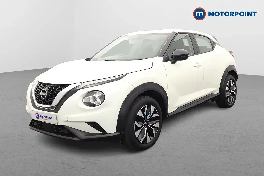 Used Nissan Juke Acenta 114 HP (83 kW) 2023 White SUV