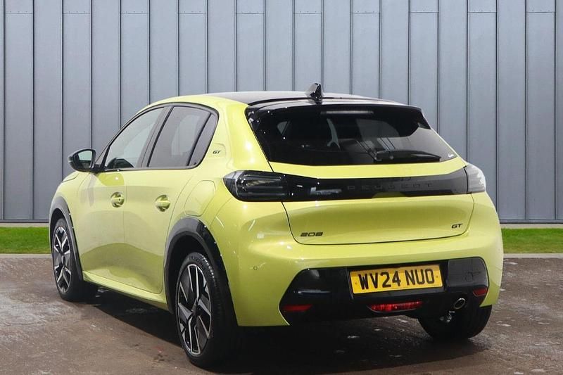 Used Peugeot 208 GT 99 HP (72 kW) 2024 Yellow Hatchback