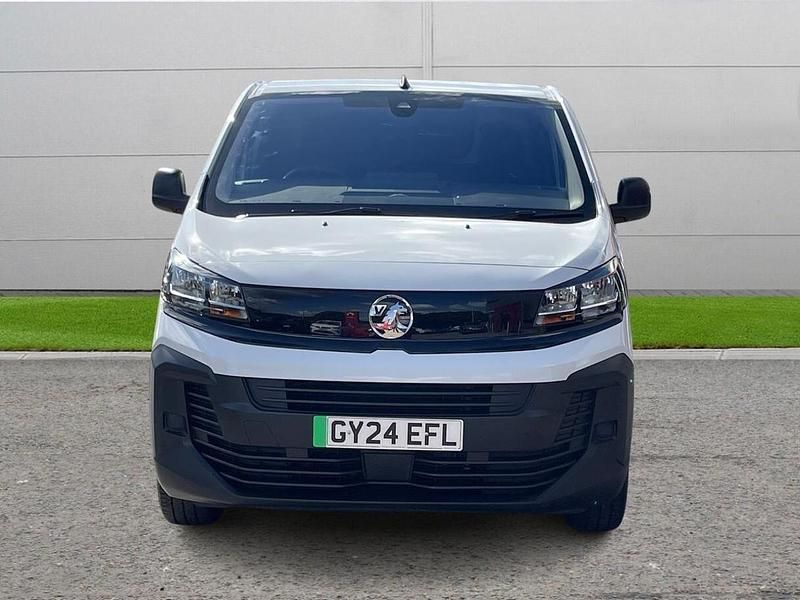 White Used 2024 Vauxhall Vivaro Van | £17,480 (Fair price) - Image 1/4