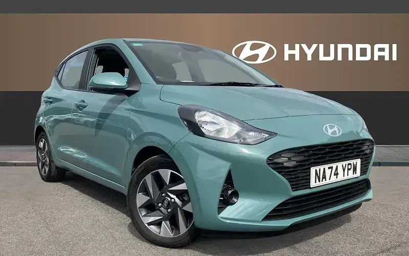 Used Hyundai i10 Advanced 79 HP (58 kW) 2024 Hatchback
