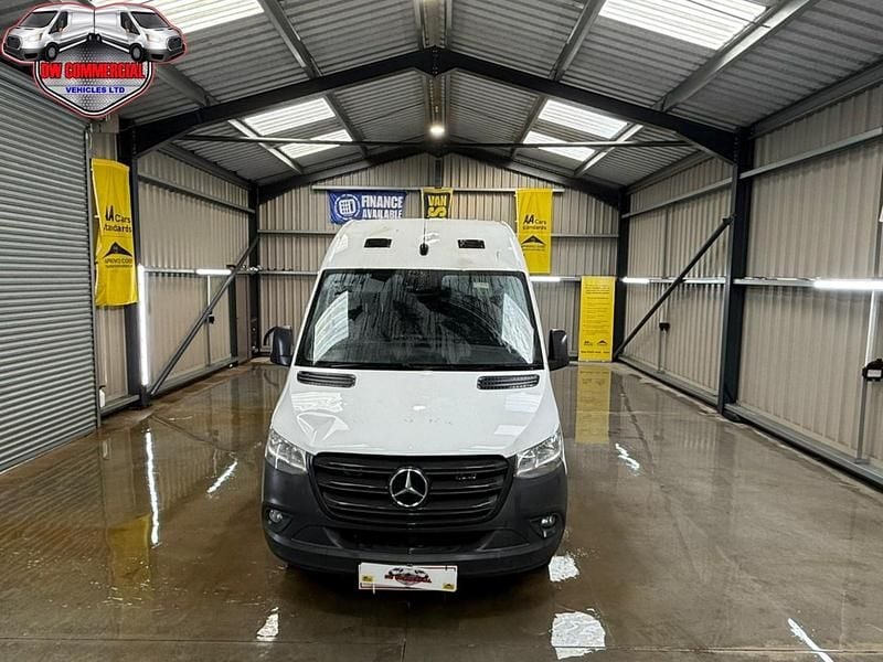 Used Mercedes Sprinter 160 HP (117 kW) 2019 White Van