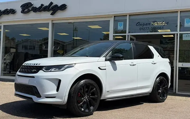 Used Land Rover Discovery Sport SE Dynamic 180 HP (132 kW) 2020 SUV