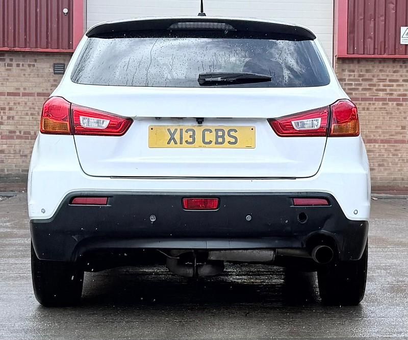 Used Mitsubishi ASX 2012 White SUV