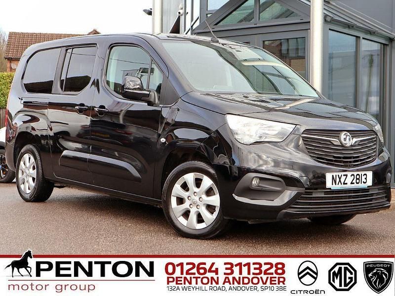 Black Used 2022 Vauxhall Combo S MPV | £17,290 (Expensive) - Image 1/3