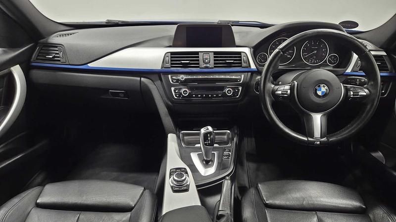 Used BMW 320 M Sport 181 HP (133 kW) 2015 Blue Estate