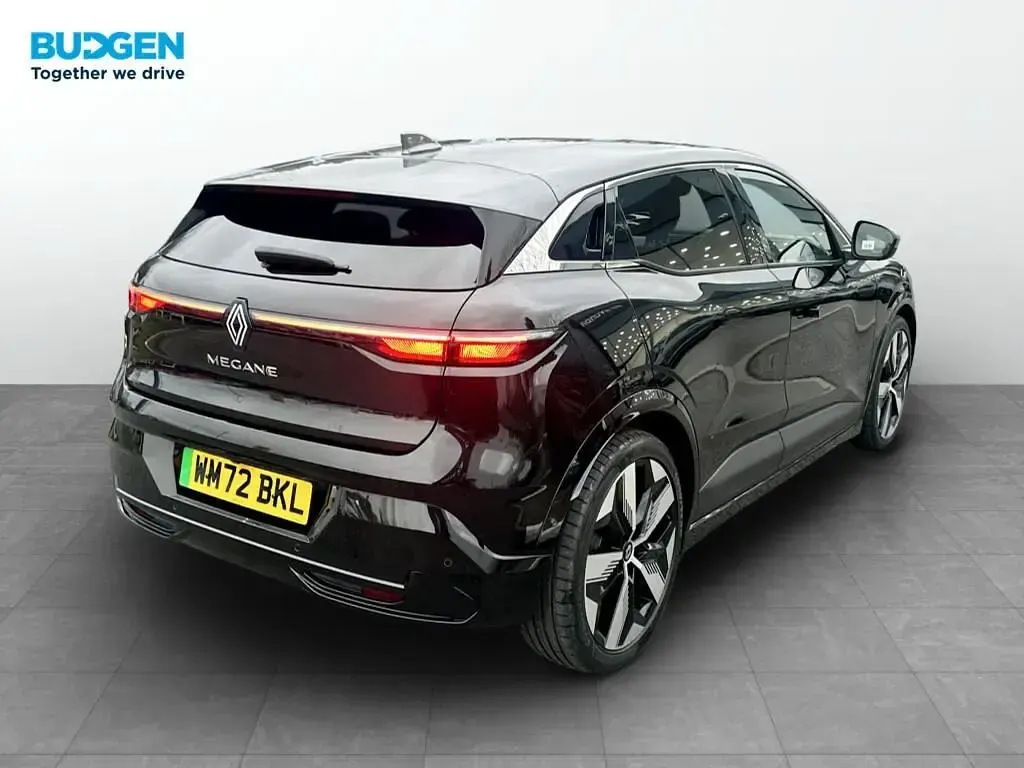Używany Renault Megane E-Tech Techno 160 kW (218 KM) 2022 Szary Hatchback