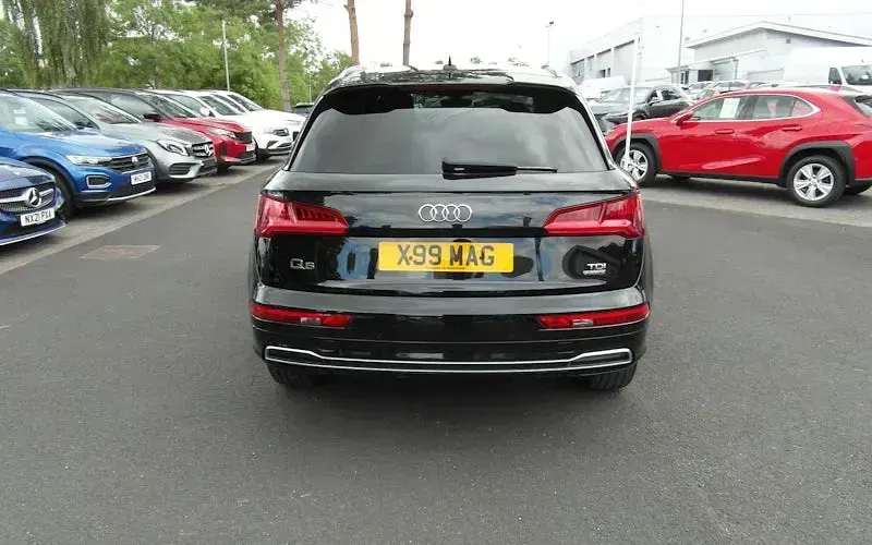 Used Audi Q5 S-Line 190 HP (139 kW) 2018 Black SUV