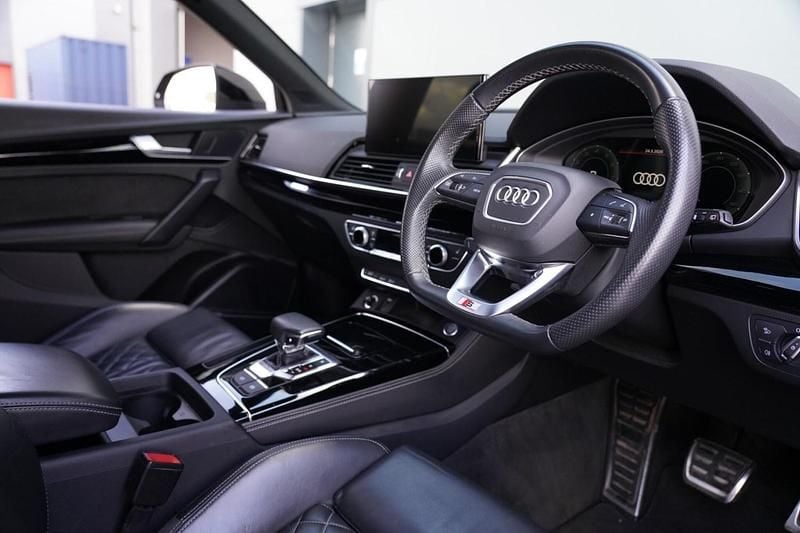 Used Audi Q5 Business 2022 Black SUV