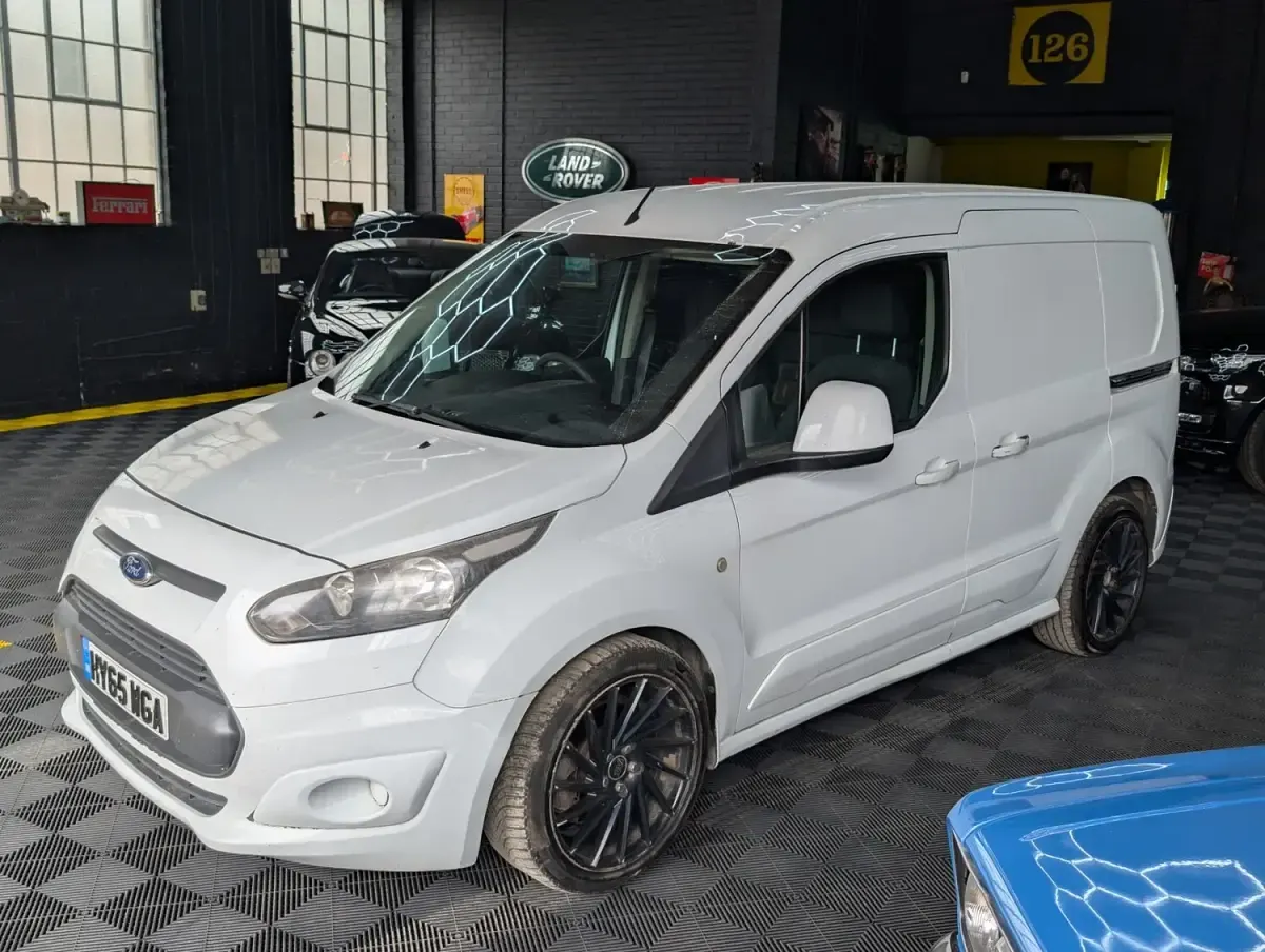 Used Ford Transit 95 HP (69 kW) 2015 White Van