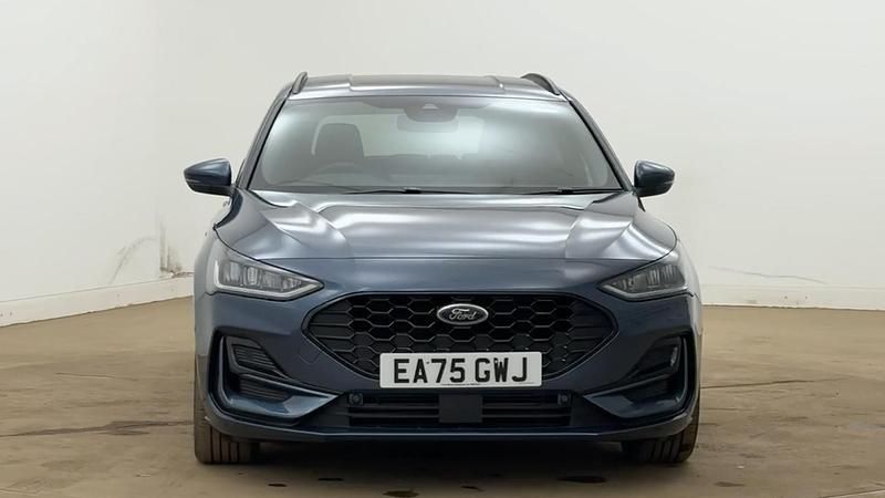Used Ford Focus ST-Line 155 HP (114 kW) 2025 Blue Estate