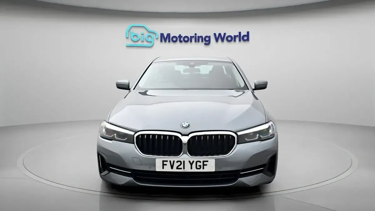 Used BMW 520 2021 Blue Sedan