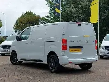 New Vauxhall Vivaro 2025 White MPV