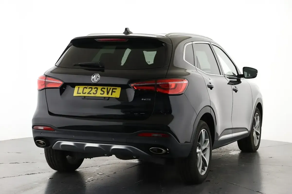 Used MG HS Exclusive 162 HP (119 kW) 2023 Black SUV