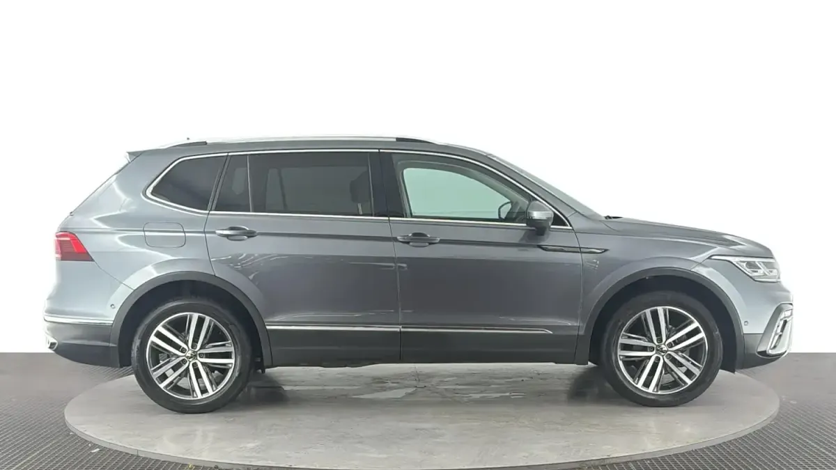 Used VW Tiguan Allspace Elegance 150 HP (110 kW) 2022 Grey SUV