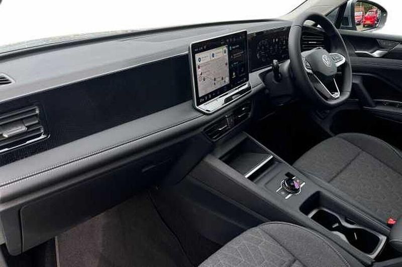 New VW Tiguan Match 150 HP (110 kW) 2026 Oyster silver SUV