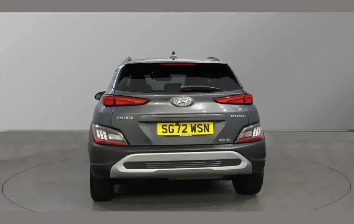 Used Hyundai Kona Premium 141 HP (103 kW) 2022 Grey SUV