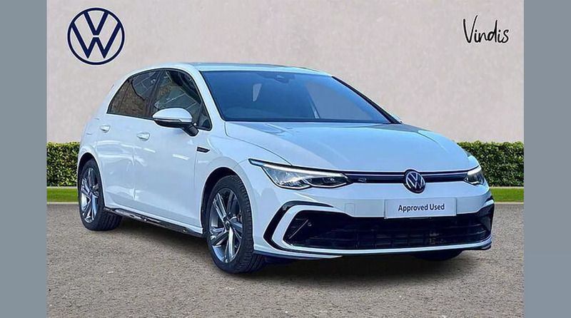 White Used 2024 VW Golf VIII R-line Hatchback | £25,100 (Fair price) - Image 1/4