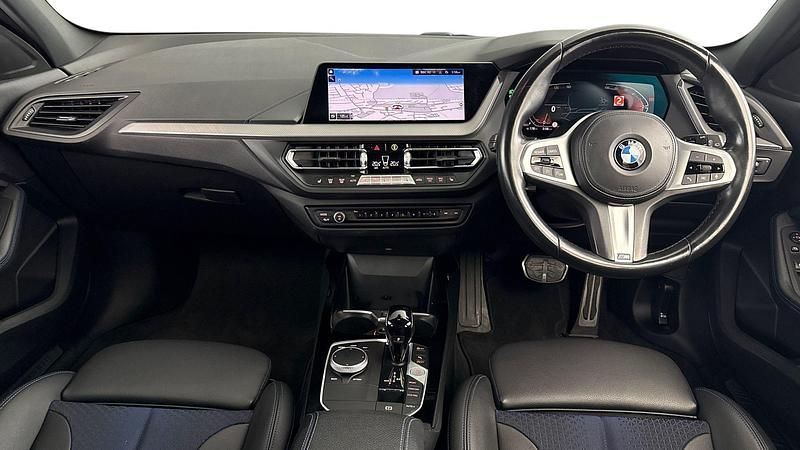 Used BMW 118 M Sport 134 HP (98 kW) 2021 Black Hatchback