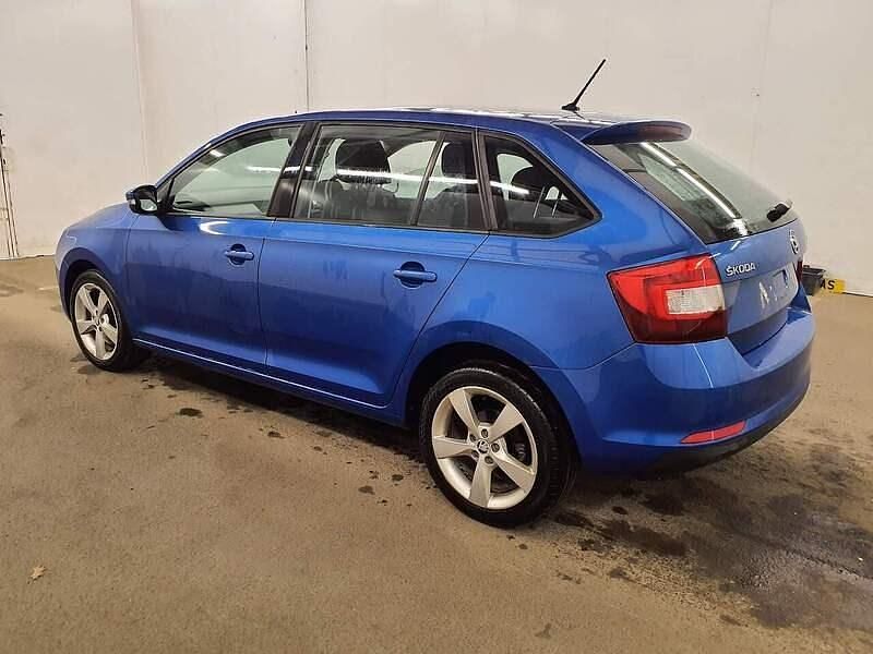 Used Skoda Rapid SE 115 HP (84 kW) 2015 Blue Hatchback