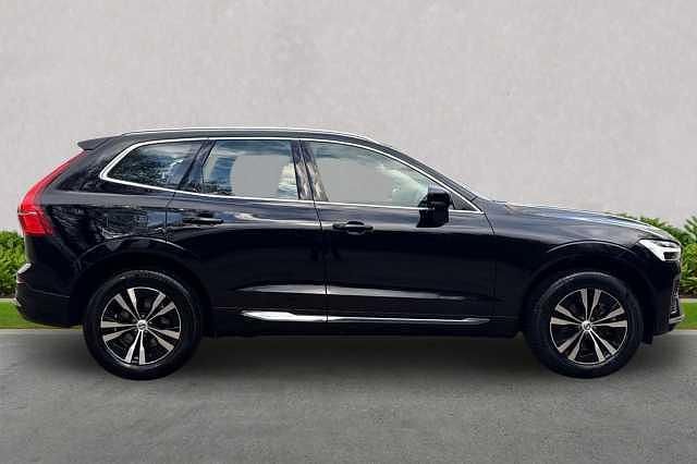 Used Volvo XC60 Core 350 HP (257 kW) 2022 Black SUV