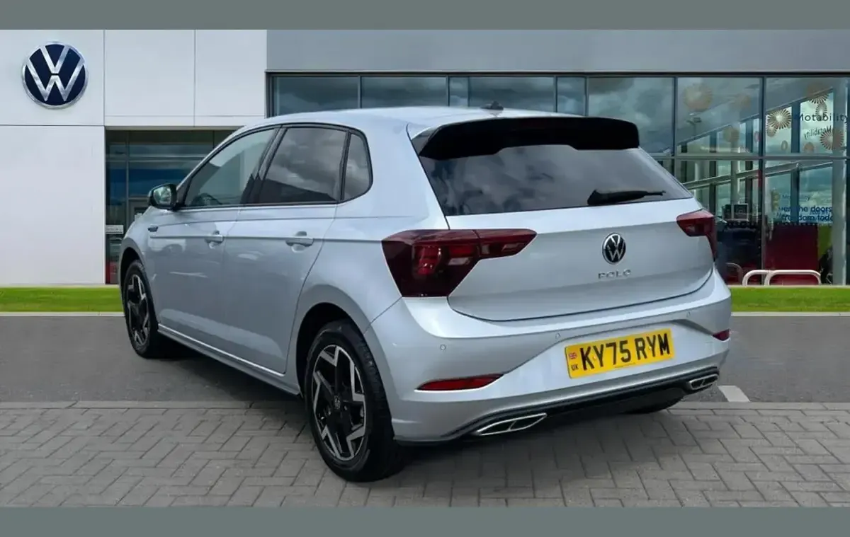 Used VW Polo R-line 113 HP (83 kW) 2025 Silver Hatchback