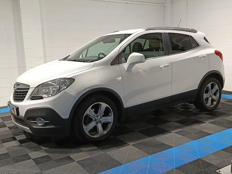 Used Vauxhall Mokka 115 HP (84 kW) 2013 White SUV