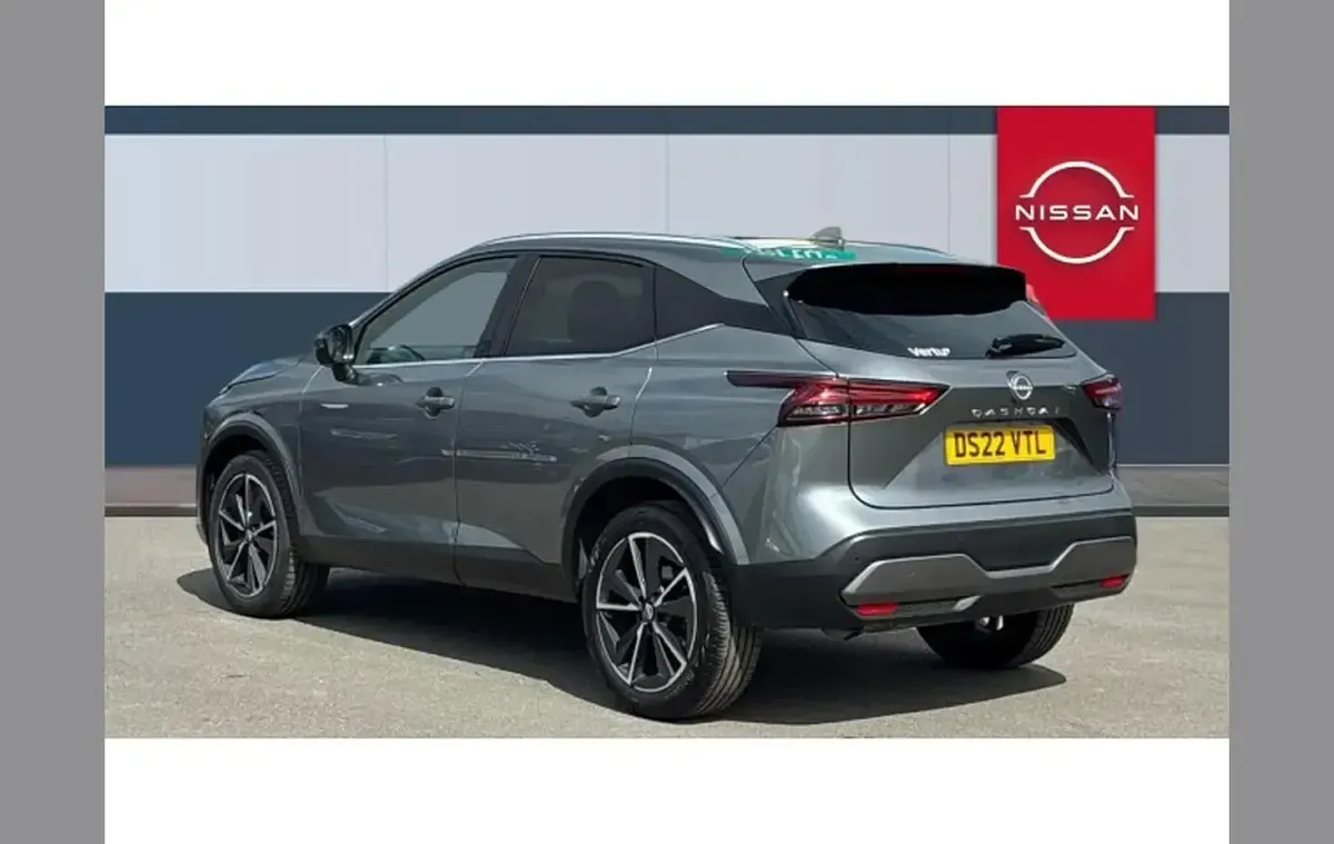 Used Nissan Qashqai Tekna 155 HP (114 kW) 2022 Grey SUV