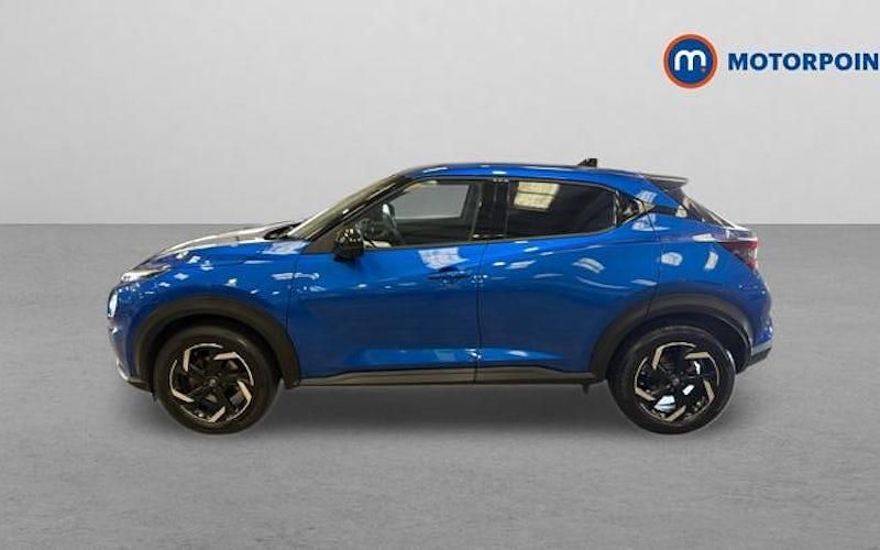 Used Nissan Juke N-Connecta 114 HP (83 kW) 2023 Blue SUV