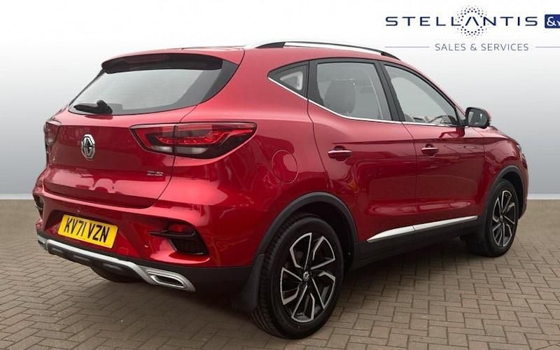 Used MG ZS Exclusive 106 HP (77 kW) 2024 SUV