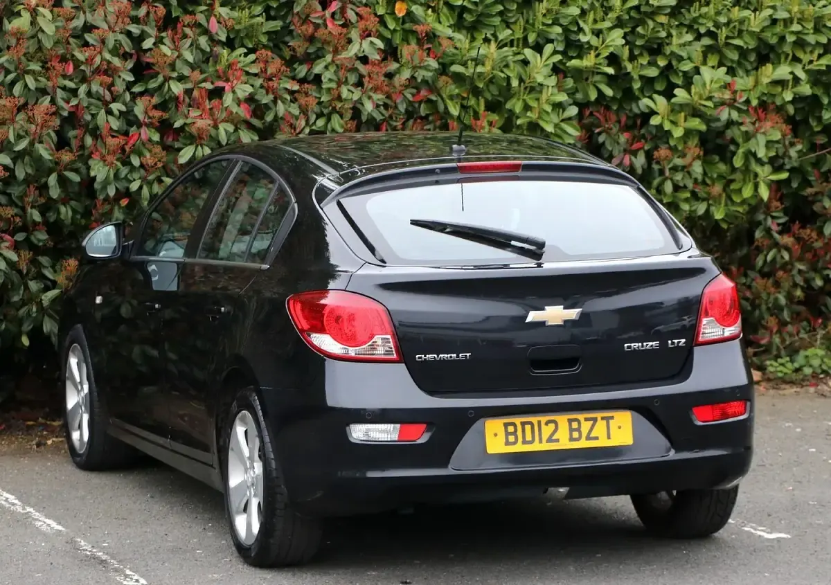 Used Chevrolet Cruze LTZ 141 HP (103 kW) 2012 Black Hatchback