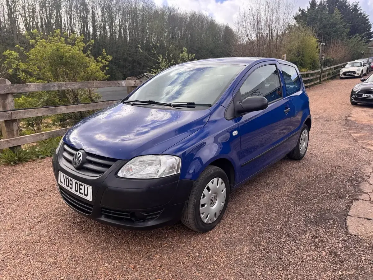 Used VW Fox 55 HP (40 kW) 2009 Blue Hatchback