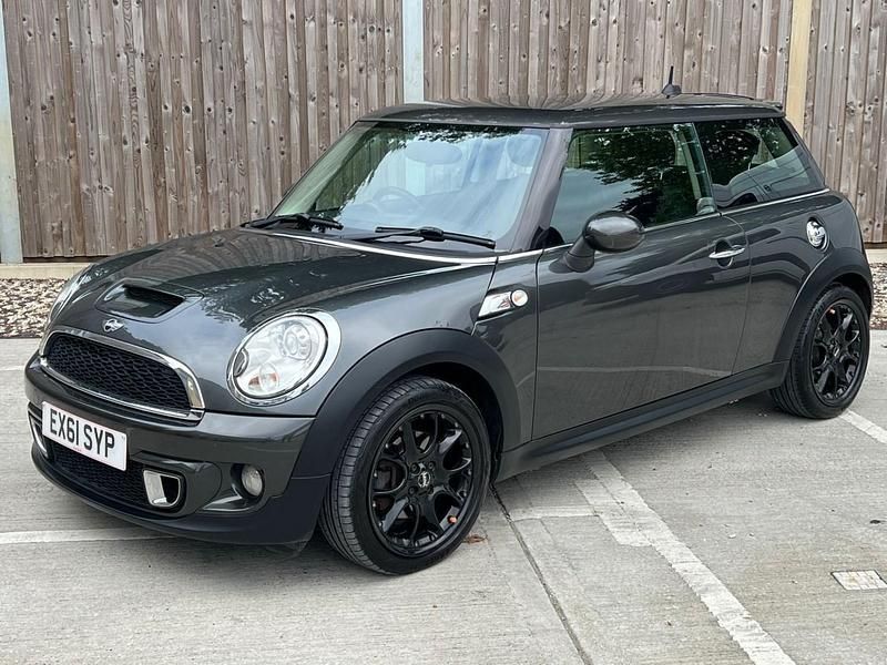 Grey Used 2011 Mini Cooper S Hatch Hatchback | £3,995 (Good price) - Image 1/4