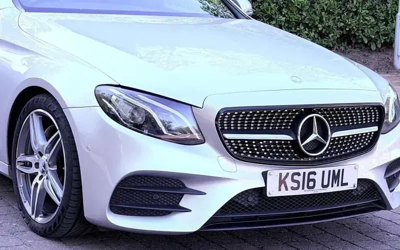 Gebraucht Mercedes E220 AMG line 194 PS (142 kW) 2019 Limousine