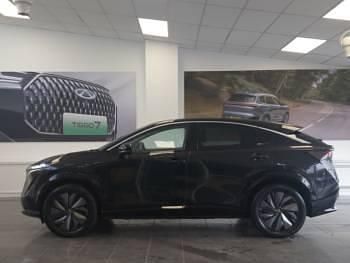 Usado Nissan Ariya 159 kW (217 HP) 2025 Verde SUV
