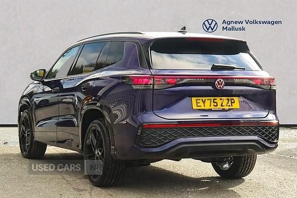 Used VW Touran R-line 150 HP (110 kW) 2025 Mauve/purple MPV