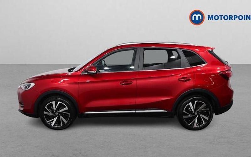 Used MG ZS Trophy 196 HP (144 kW) 2025 Red SUV