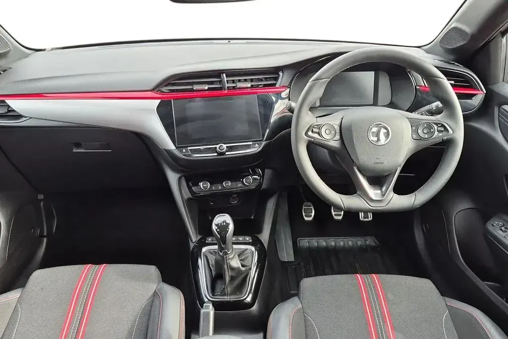 Used Vauxhall Corsa 75 HP (55 kW) 2023 White Hatchback