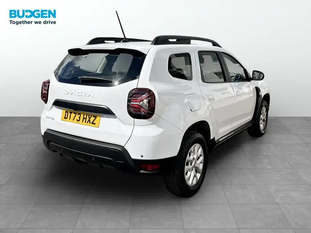 Used Dacia Duster Expression 130 HP (95 kW) 2024 White SUV