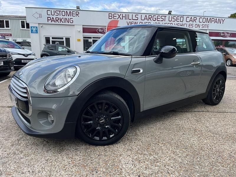 Grey Used 2014 Mini Cooper D Hatch Hatchback | £5,499 - Image 1/4