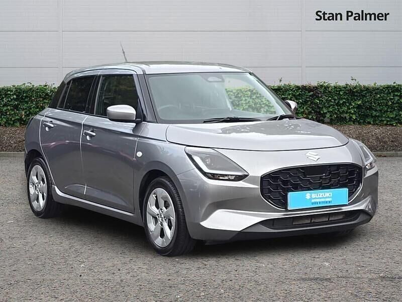 Used Suzuki Swift 82 HP (60 kW) 2024 White Hatchback