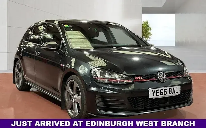 Used VW Golf VII GTI 220 HP (161 kW) 2016 Hatchback