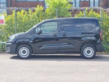Image 4/4