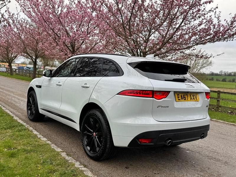 Used Jaguar F-Pace R-Sport 240 HP (176 kW) 2018 White SUV